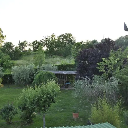 Sleeps 4 Air Con Wifi * Faiolo