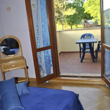 Sleeps 4 Air Con Wifi *