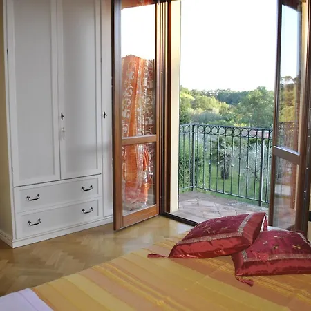 Sleeps 4 Air Con Wifi *