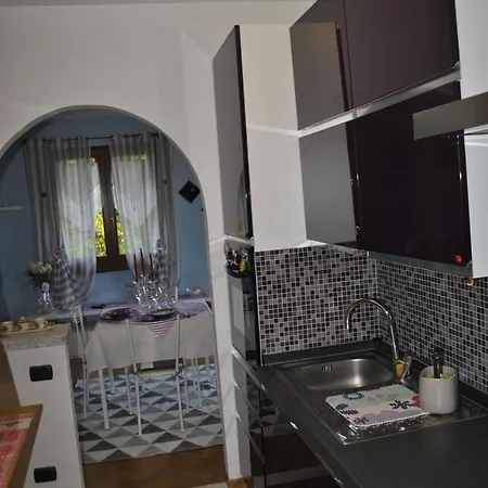 Sleeps 4 Air Con Wifi